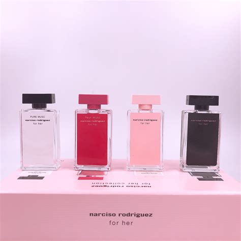 narciso rodriguez perfume gift set.